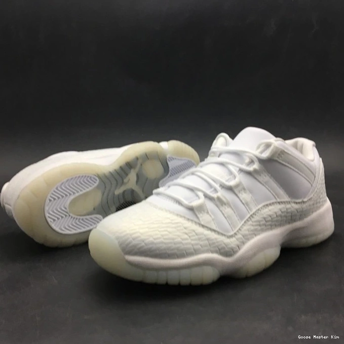 Jordan Low White Heiress 11 897331-100 Frost Air 0804